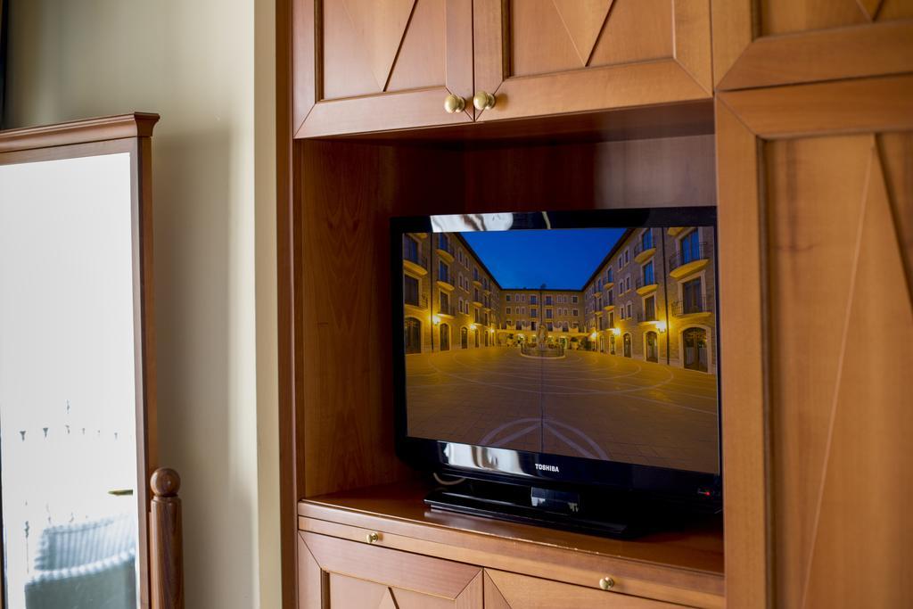 Hotel Casale Colli del Tronto Exterior photo
