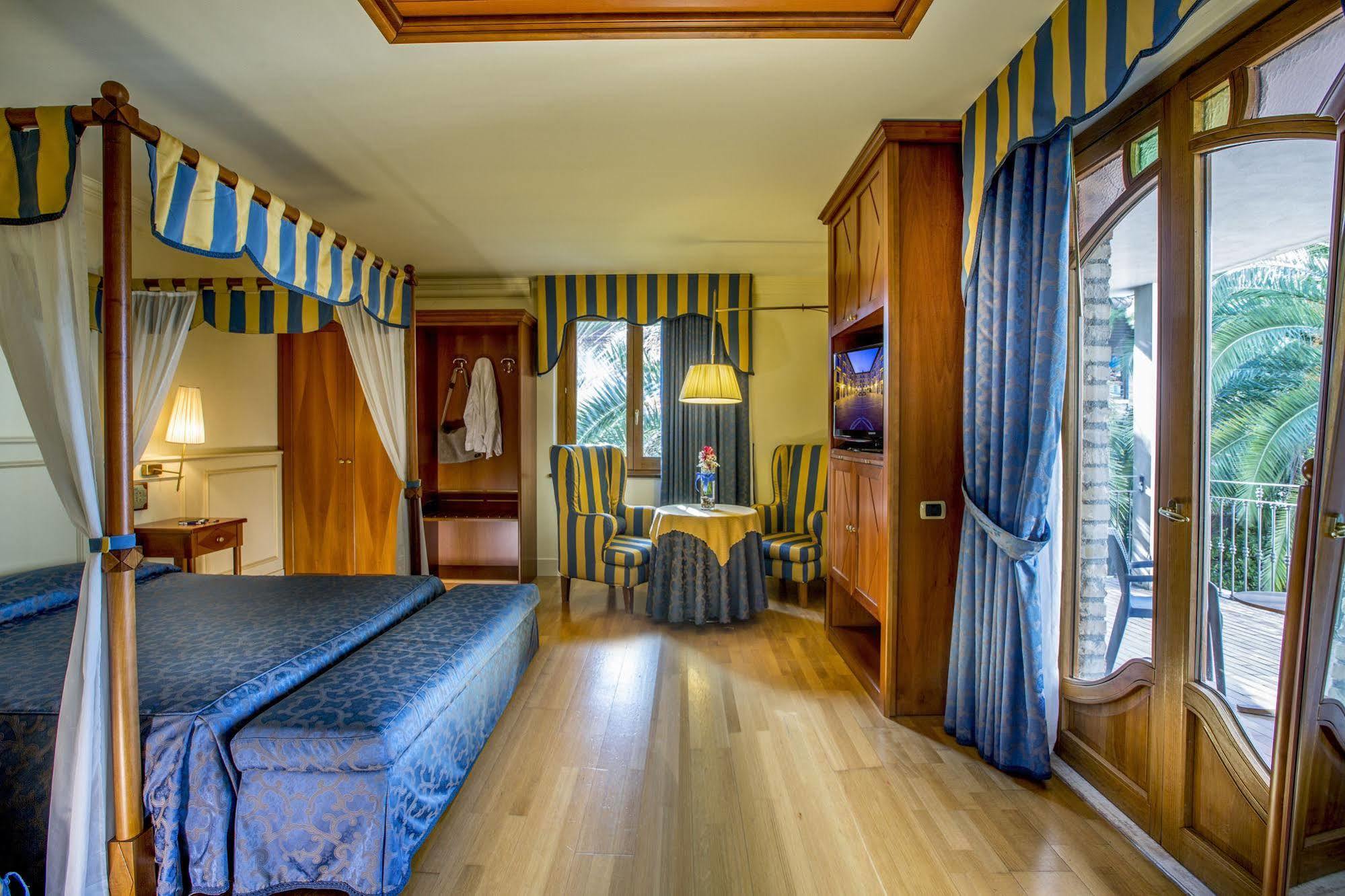 Hotel Casale Colli del Tronto Exterior photo