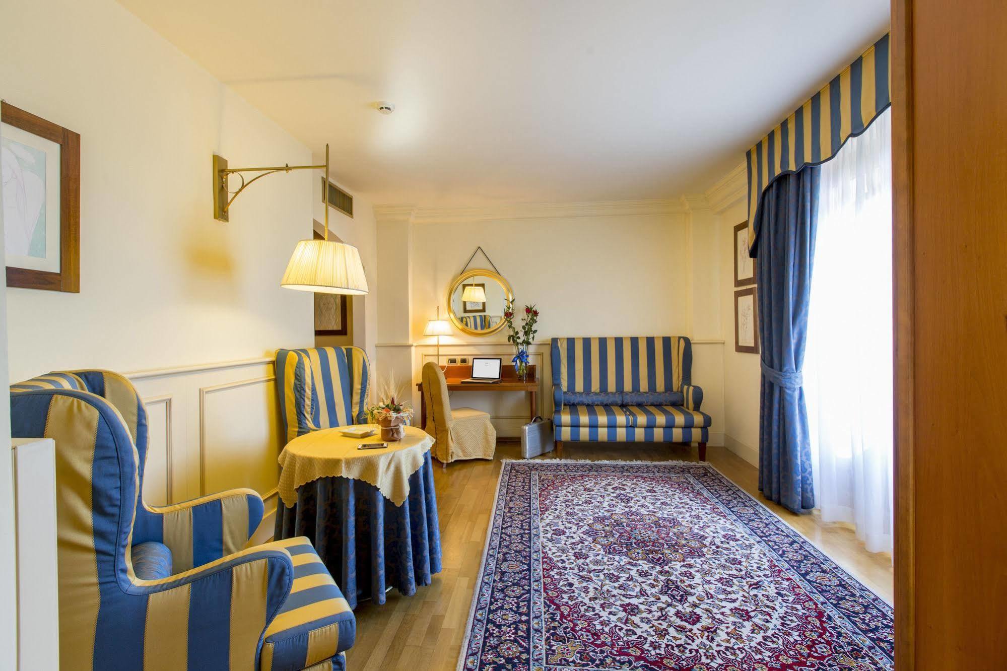 Hotel Casale Colli del Tronto Exterior photo