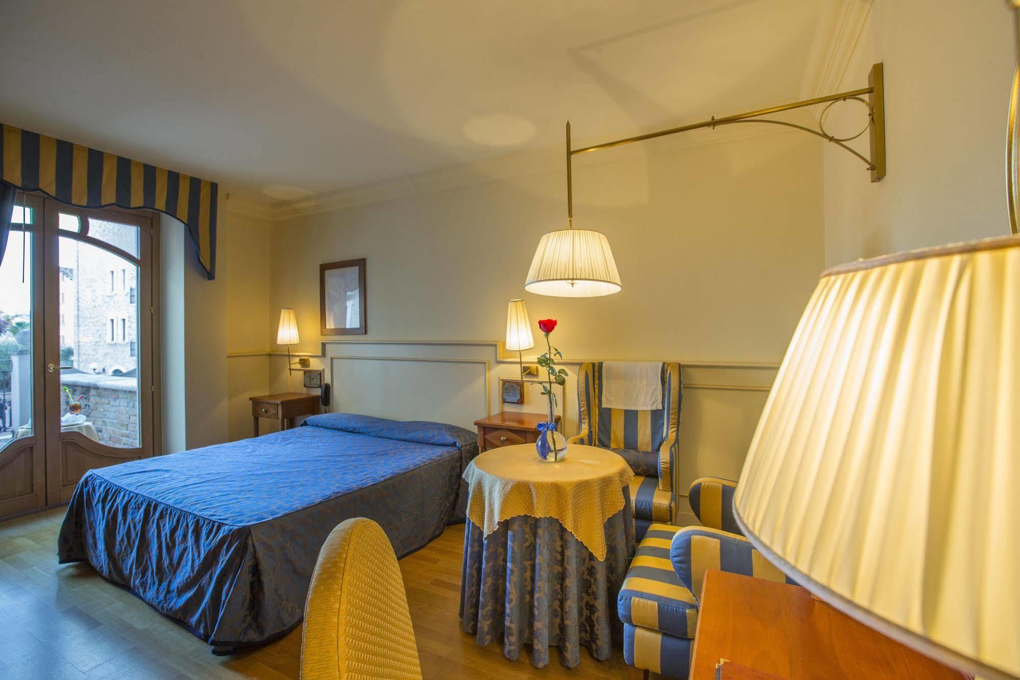Hotel Casale Colli del Tronto Exterior photo