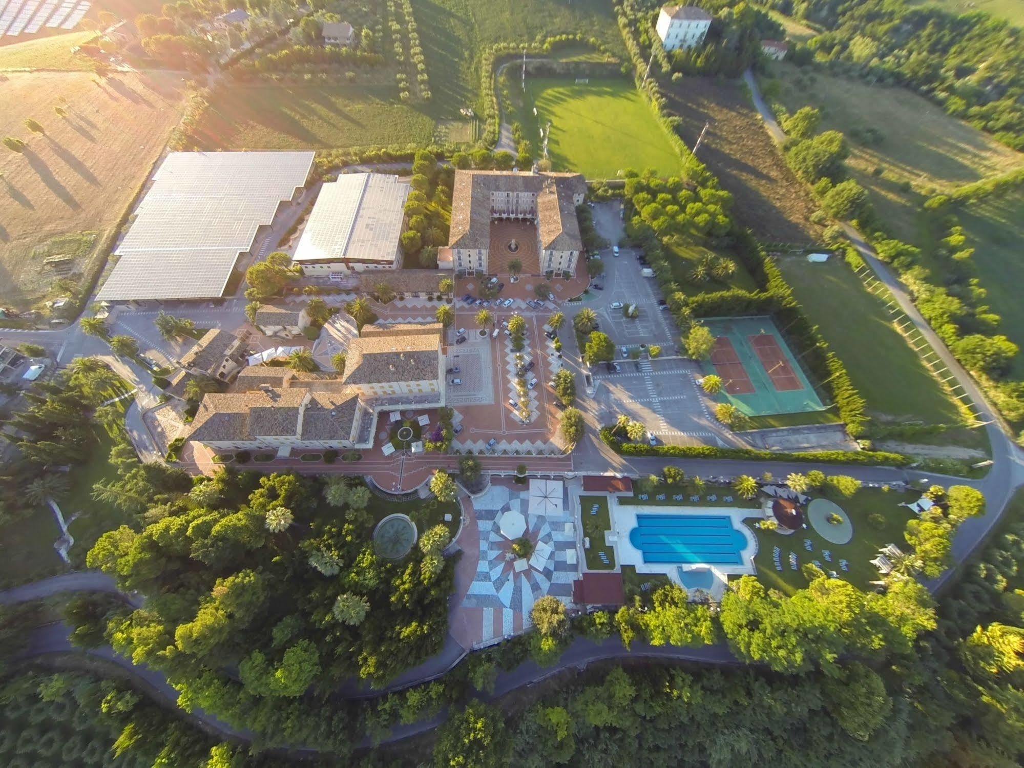 Hotel Casale Colli del Tronto Exterior photo